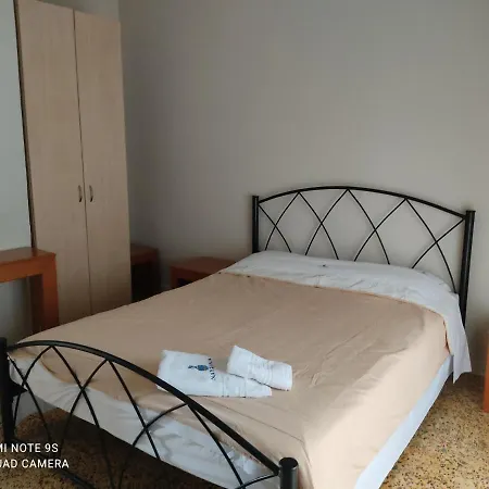 Nafsika Apartment *