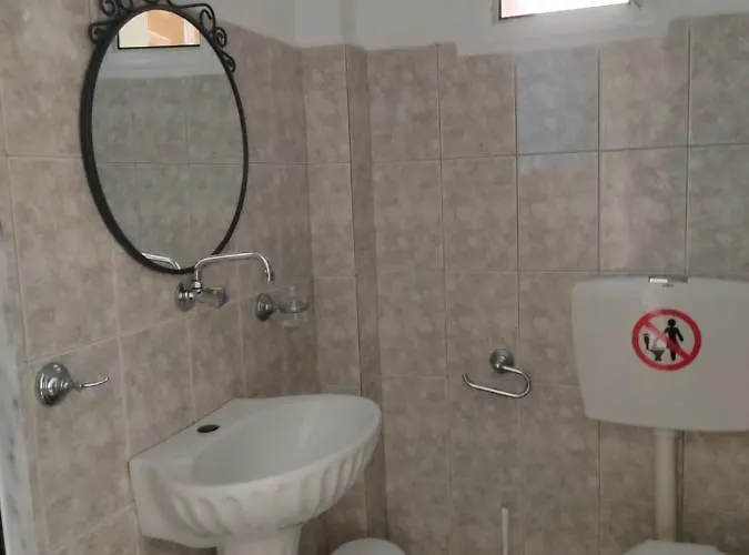 Nafsika Апартаменты